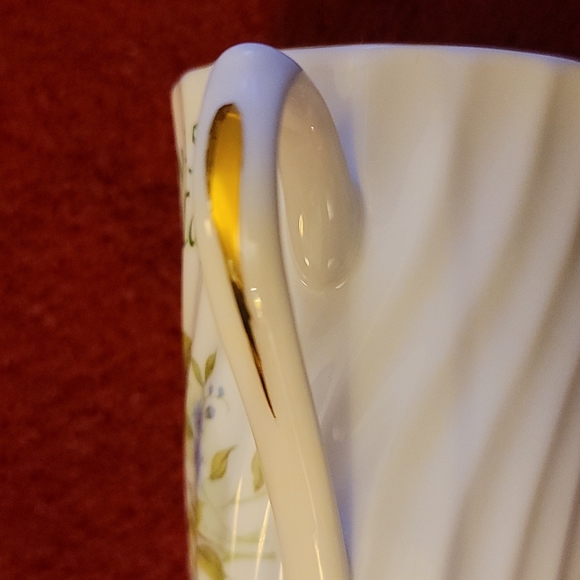 Happy 100th Birthday Red and Pink Rose Floral China Mug - Picture 6 of 6